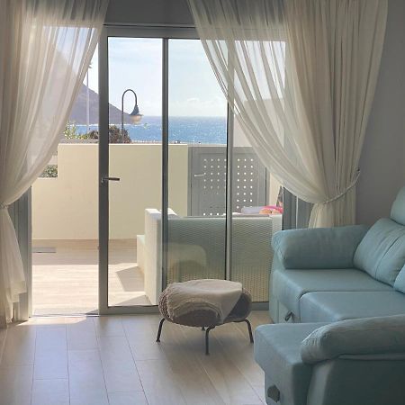 A Beautiful Apartment With A Beach View - La Tejita - El Medano Exteriör bild