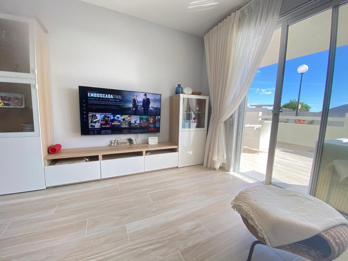 A Beautiful Apartment With A Beach View - La Tejita - El Medano Exteriör bild