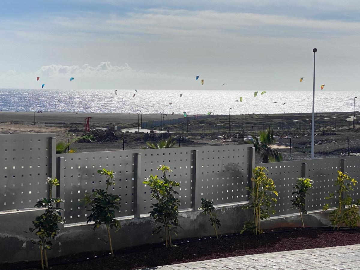 A Beautiful Apartment With A Beach View - La Tejita - El Medano Exteriör bild