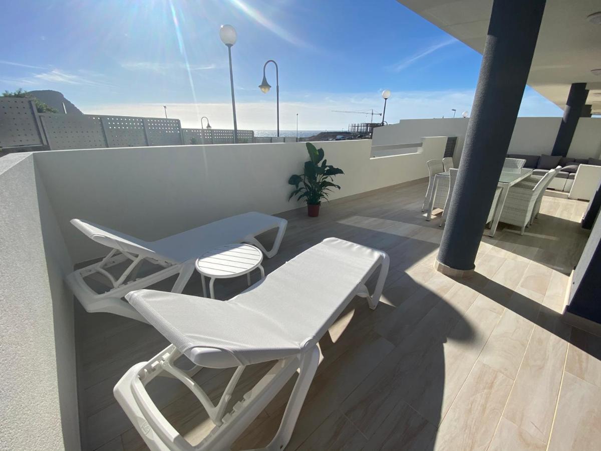 A Beautiful Apartment With A Beach View - La Tejita - El Medano Exteriör bild